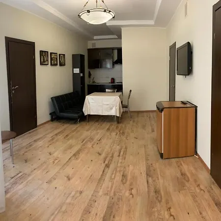 Deribasovskaya 18 *