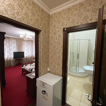 Deribasovskaya 18 *